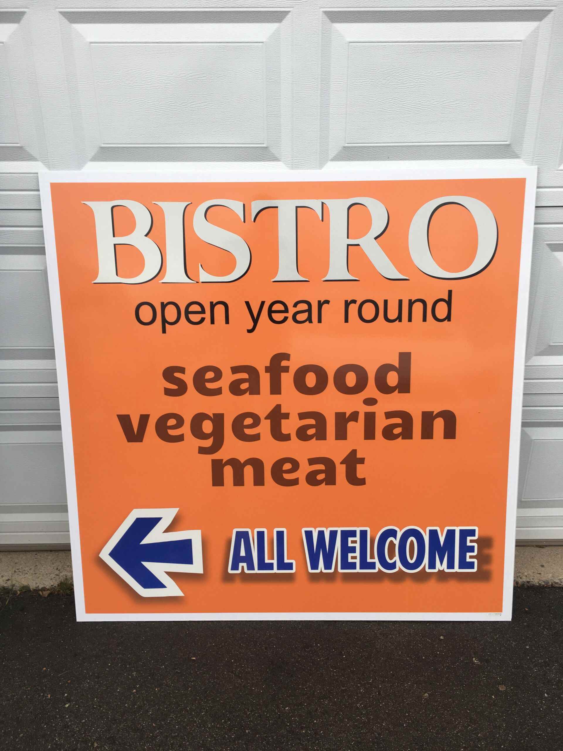 Bistro – Seafood . Vegetarian . Meat